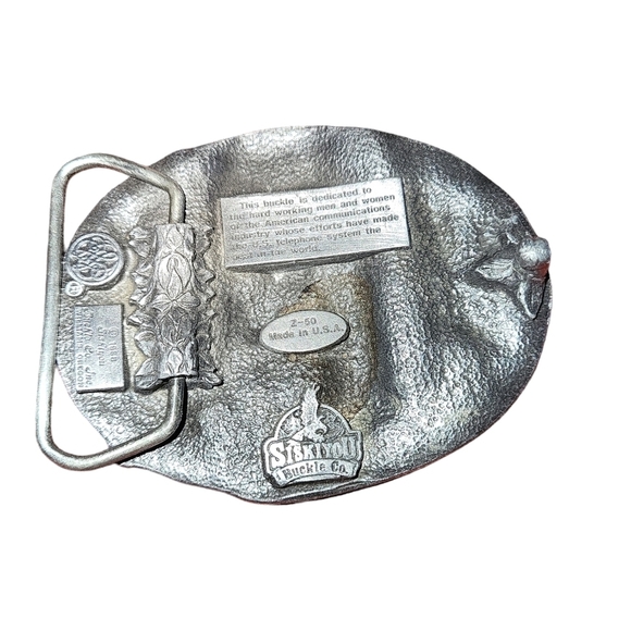 Vintage 1988 Siskiyou Co pewter belt buckle telephone lineman - Picture 2 of 4